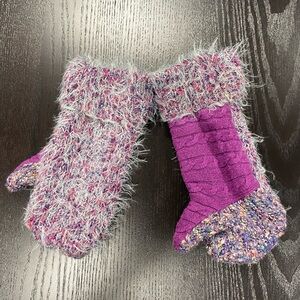 Super cute girls mittens